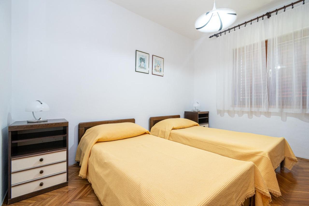 Apartments Morovic Petrčane Exterior foto